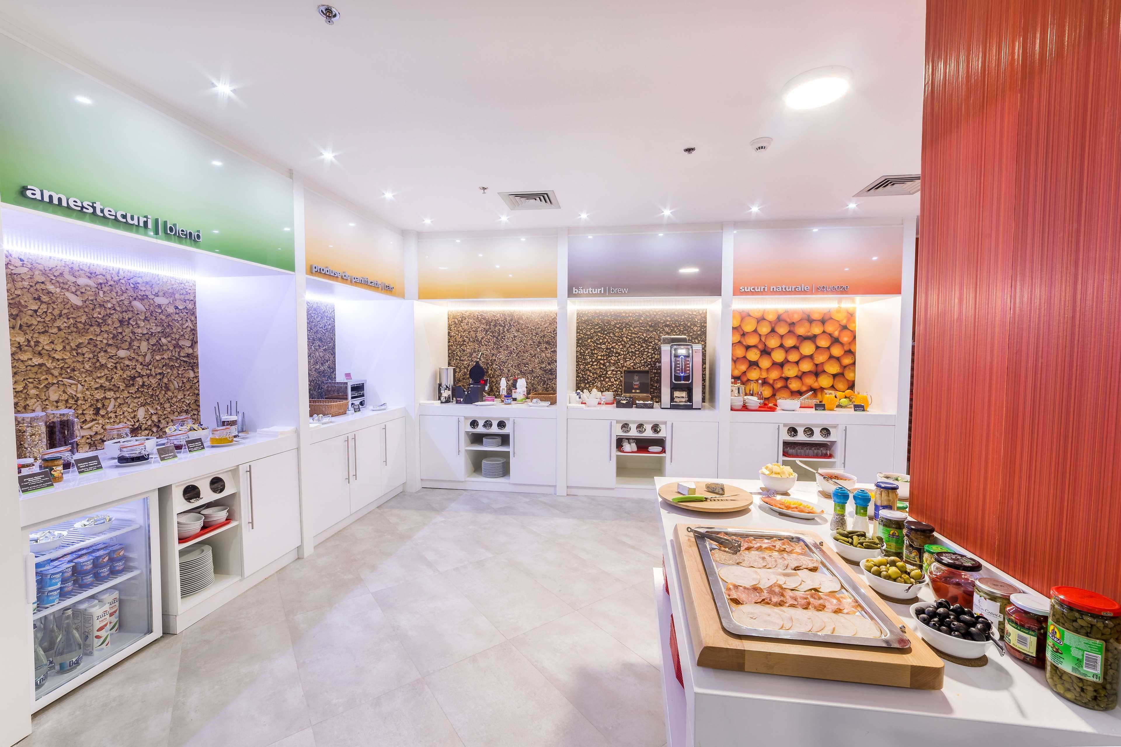 Hampton By Hilton 3*